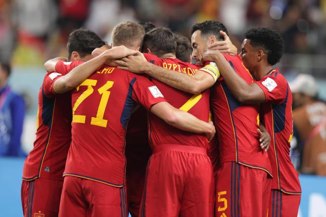 La selección española celebrando el gol frente a Japón (Foto: Cordon Press).
