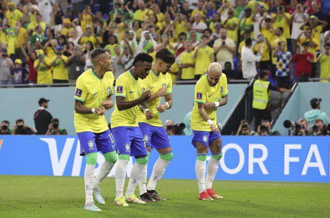 Brasil celebrando el gol de Vinicius contra Corea del Sur (Foto: Cordon Press).