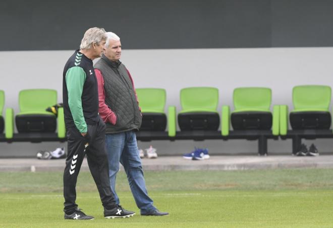 Pellegrini y Cordón, en un entrenamiento del Betis (Foto: Kiko Hurtado).