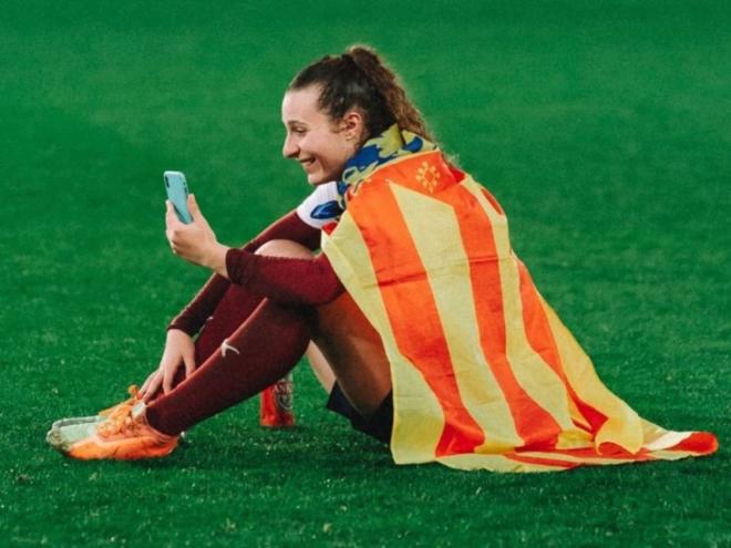 Marta Peiró deja el fútbol a los 24 años debido a una endometriosis (Foto: Instagram @martapeiro