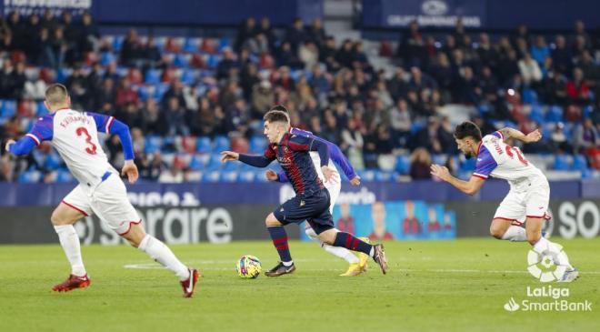 Montiel ante el Éibar. (Foto: LaLiga)