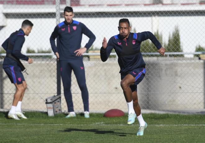 Fernando Reges, en un entrenamiento (Foto: Kiko Hurtado).