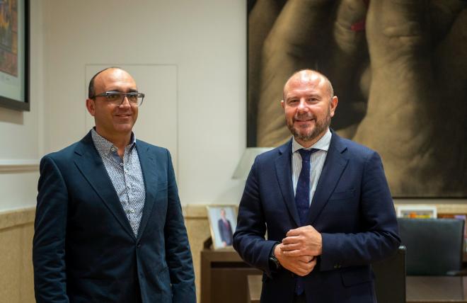 Toni Gaspar recibe al nuevo presidente de la Federació de Pilota Valenciana