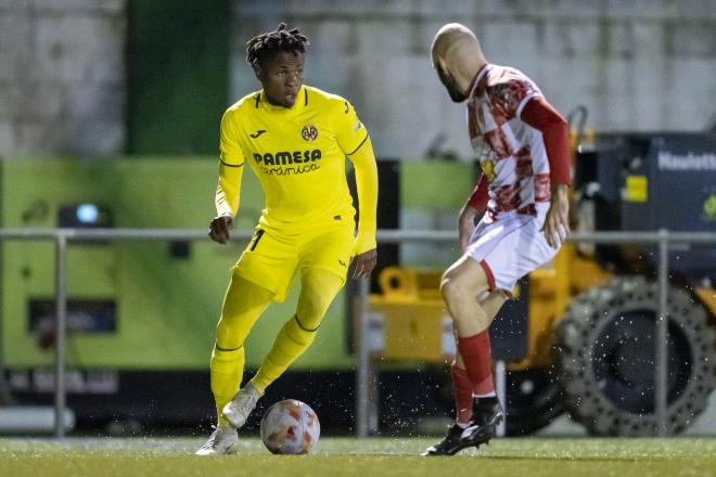 Samu Chukwueze, en el Guijuelo-Villarreal (Foto: VCF).