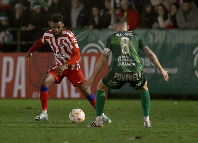 Lemar, ante el Arenteiro (Foto: ATM).