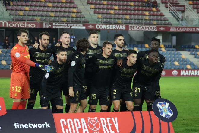 Appiah, en el once inicial del Tenerife en la Copa del Rey (Foto: CDT).