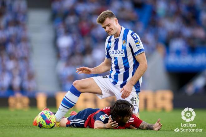 Sorloth tras una disputa en el Real Sociedad-Osasuna (Foto: LaLiga).