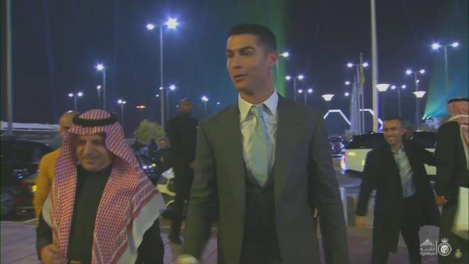 Cristiano Ronaldo llega a su presentación como nuevo jugador del Al Nassr