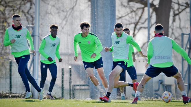 Entrenamiento de los Leones en Lezama antes de medirse al CD Eldense en la Copa (Foto: Athletic Club).