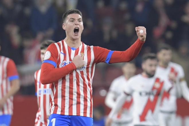 Milovanovic celebra su primer gol al Rayo en Copa del Rey (Foto: EFE).