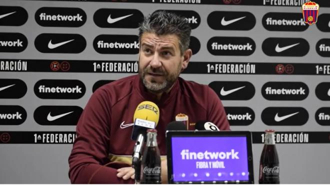 Fernando Estévez, entrenador del CD Eldense, rival del Athletic Club en la Copa.