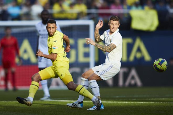Coquelin y Kroos, durante el Villarreal-Real Madrid (Foto: Cordon Press).