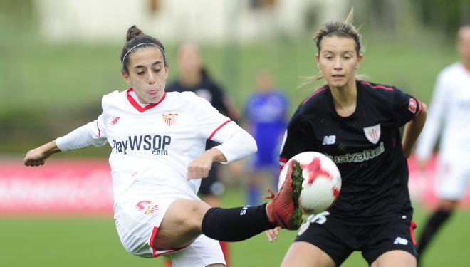 Nagore Aguirre durante un partido con el Sevilla Femenino (Foto:Sevilla FC)