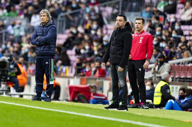 Pellegrini y Xavi, en el último Barcelona-Betis (Foto: Cordon Press).