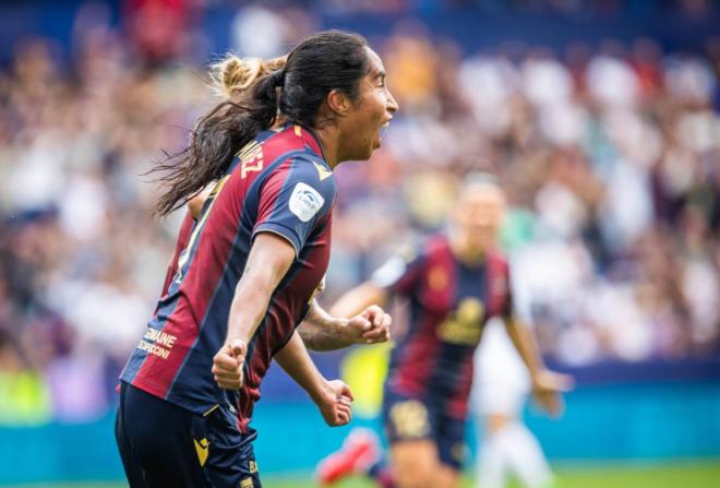 Mayra Ramírez celebra un gol con el Levante UD Femenino. (Foto: LUD)