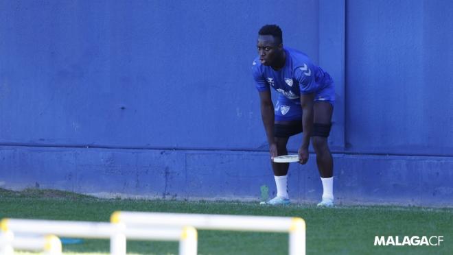 Appiah, en un entrenamiento con el Málaga (Foto: MCF).