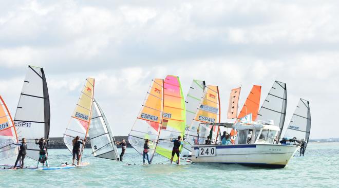 Disputa de una prueba de Windsurf (Foto:FAV)