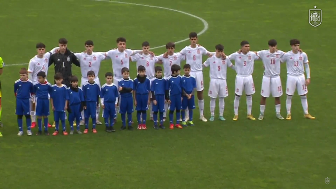 Once titular de España Sub 18 ante Italia, con Kevin Sánchez con el '9' (Foto: RFEF)