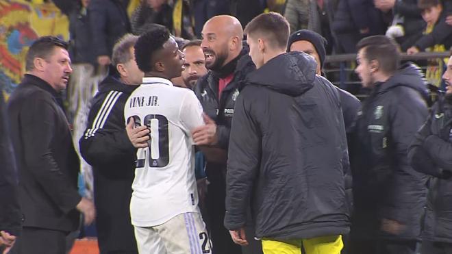 La bronca de Pepe Reina a Vinicius