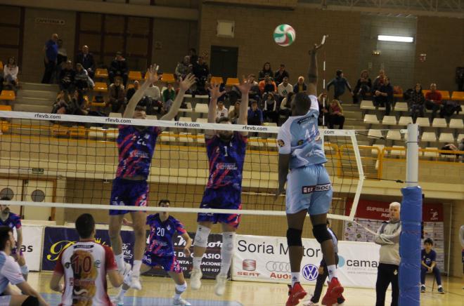 Léleman Conqueridor se queda con la miel en los labios y sale sin puntuar de Soria