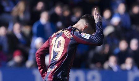 Rober Ibáñez rescinde y pone fin a su etapa en el Levante (Foto: LUD).