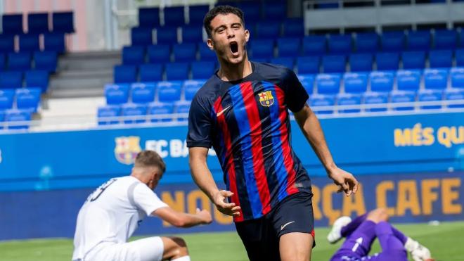Ángel Alarcón celebra un gol con el Barcelona: Foto: FCB).