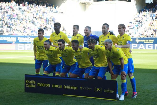 El último once del Cádiz en el Nuevo Mirandilla (Foto: Cristo García).