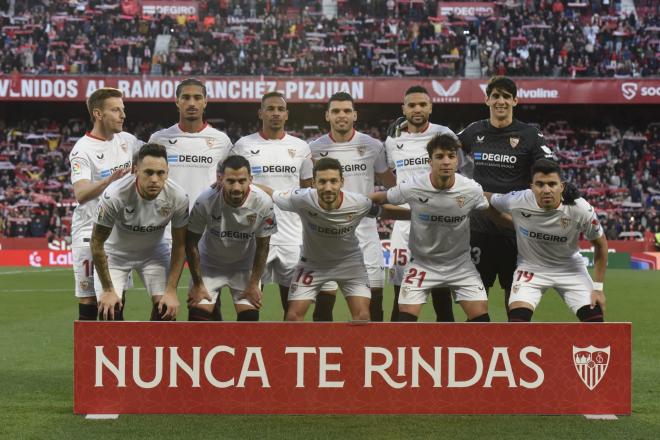 El once del Sevilla en el partido ante el Elche (Foto: Kiko Hurtado).