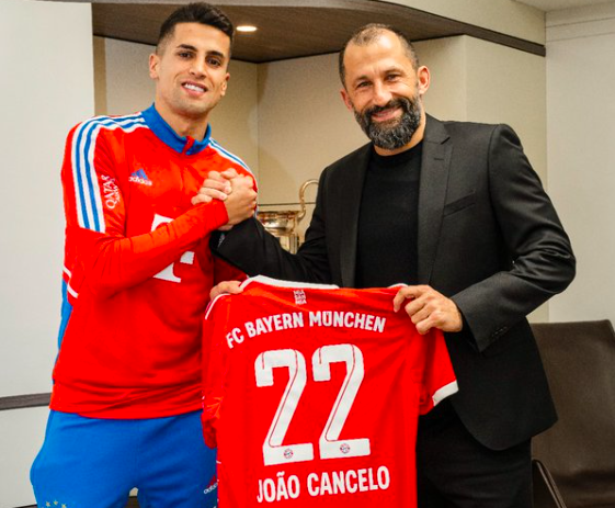 Joao Cancelo, con el Bayern de Múnich (Foto: Bayern).