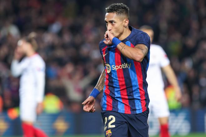 Raphinha celebra su gol en el Barcelona-Sevilla (FOTO: Cordón Press).