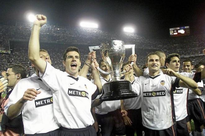 Rubén Baraja celebrando el título de Liga.