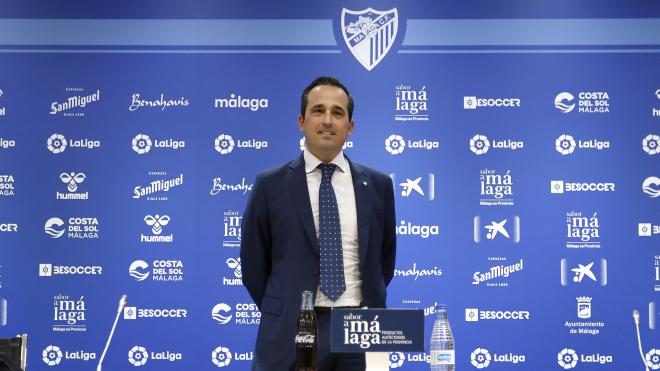 Kike Pérez, en su presentación con el Málaga CF (Foto: MCF).
