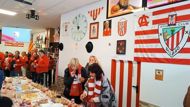 Pintxos y paella no han faltado en la inauguración de la Peña Cruz Cubierta del Athletic Club en Valencia (Foto: DMQ Bizkaia).