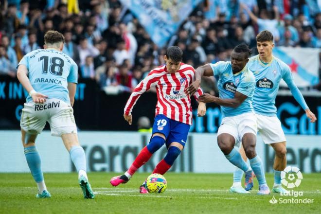 Aidoo ante el Atleti. (Foto: LaLiga)