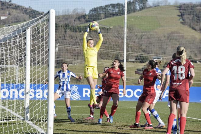 Lance del partido entre la Real Sociedad y el Sevilla en Zubieta (Foto: Giovanni Batista).