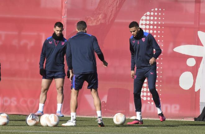 En-Nesyri, en el entrenamiento del Sevilla (Foto: Kiko Hurtado)