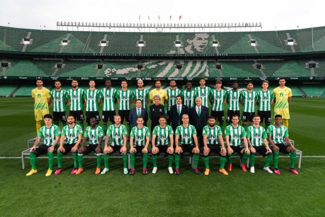 La foto oficial del Betis de la temporada 2022/23 (Foto: RBB).