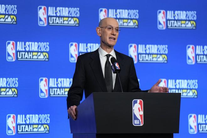 Adam Silver en la coferencia ayer tras el NBA All-Star (Foto: Cordon Press).