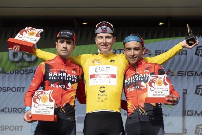 Tadej Pogacar celebra la Vuelta a Andalucía (Foto: EFE).