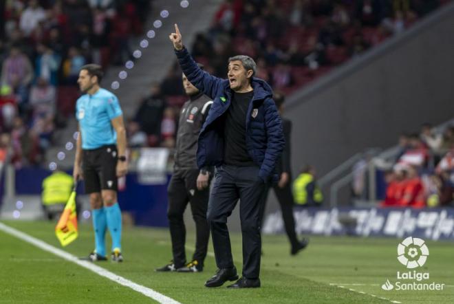 Ernesto Valverde, durante el partido ante el Atlético en el Metropolitano (Foto: LaLiga).