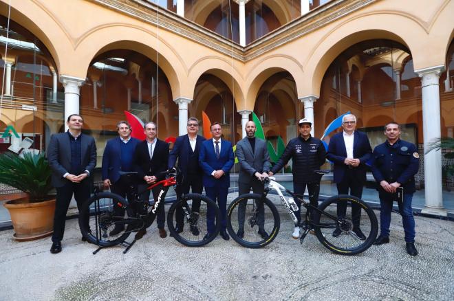 Presentación de la XIII edición de la Andalucía Bike Race by GARMIN en Córdoba