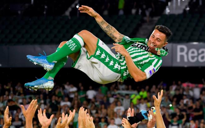 Rubén Castro en su despedida del Betis (foto: Kiko Hurtado).