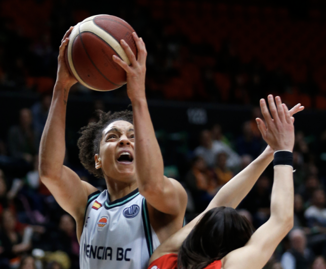 Valencia Basket es tercero y se enfrentará a Beretta Famila Schio en cuartos de la Euroliga (65-5