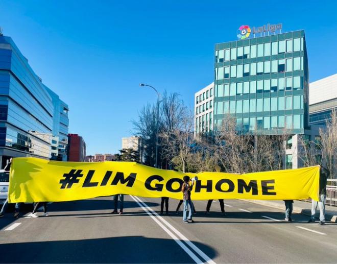 El 'Lim go home' llega a LaLiga (Foto: Twitter @madrilenciano):