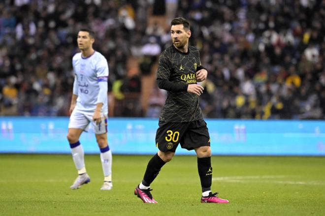 Cristiano y Messi en su último partido entre el Al Nassr y el PSG. (Cordon Press)