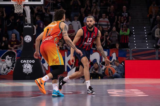 Valencia Basket quiere mirar hacia arriba ante Tenerife tras paso atrás en Vitoria