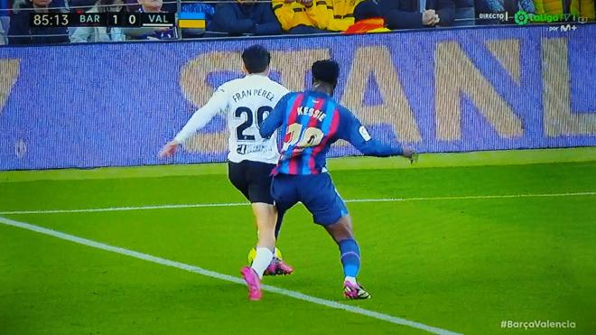 Penalti sobre Fran Pérez y el robo en el Camp Nou