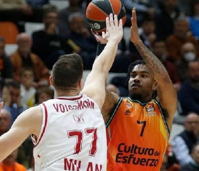 Valencia Basket pierde ante EA7 Milano y se la jugará el jueves contra Real Madrid (Foto: Valencia