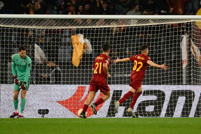 El shaarawy celebra su gol en el Roma-Real Sociedad (Foto: Cordon press)