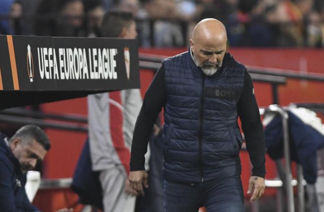 Sampaoli, ante el Fenerbahce, en su segunda etapa en el Sevilla (Foto: Kiko Hurtado).